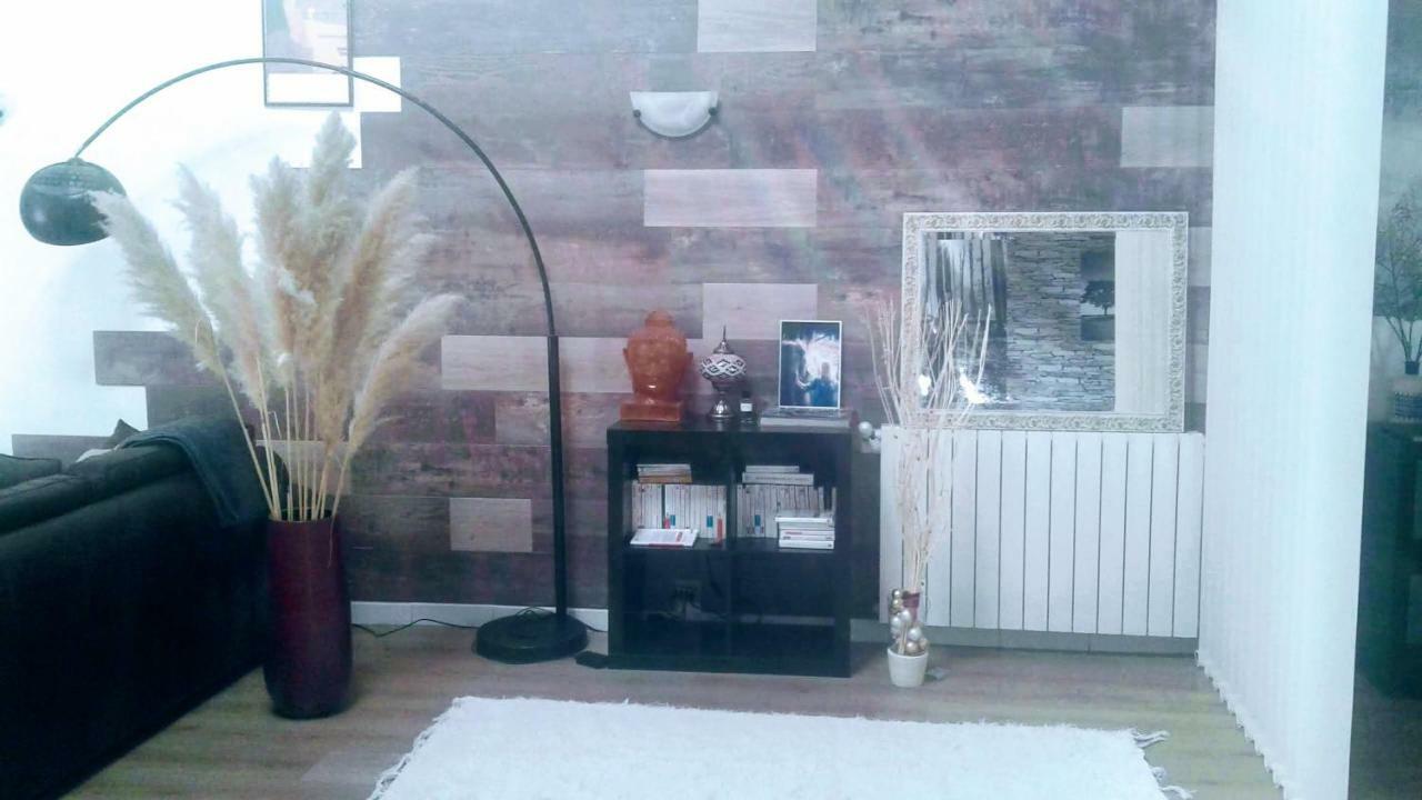Loft Apartment Chaligny Екстериор снимка